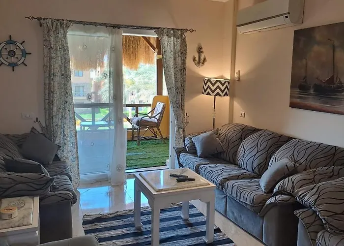 Luxury In Mountain View 2 , El-sokhna With Sea View , Pool View And Garden View Families Only Шале