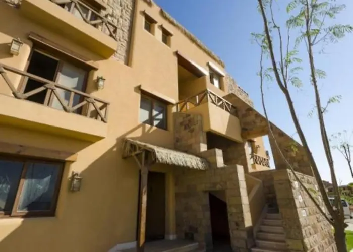 Luxury In Mountain View 2 , El-sokhna With Sea View , Pool View And Garden View Families Only