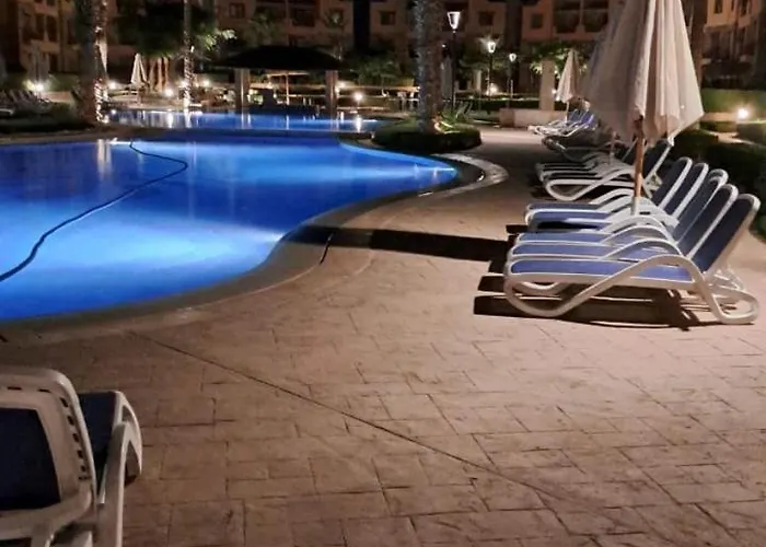 Luxury In Mountain View 2 , El-sokhna With Sea View , Pool View And Garden View Families Only Шале Айн-Сохна
