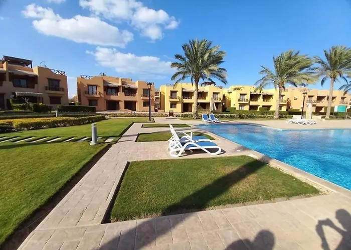 Luxury In Mountain View 2 , El-sokhna With Sea View , Pool View And Garden View Families Only *