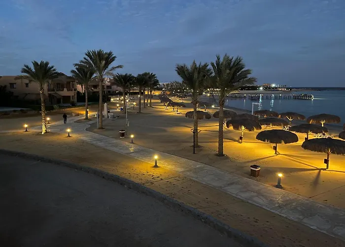 Luxury In Mountain View 2 , El-sokhna With Sea View , Pool View And Garden View Families Only * Айн-Сохна