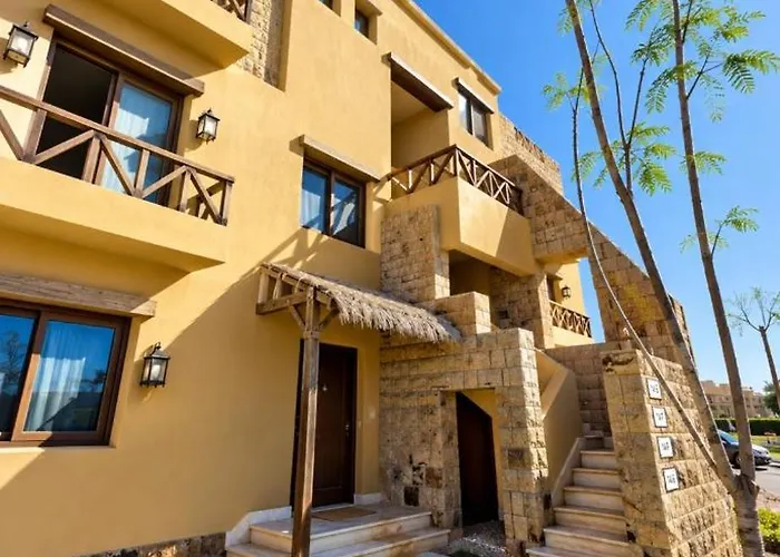 Luxury In Mountain View 2 , El-sokhna With Sea View , Pool View And Garden View Families Only
